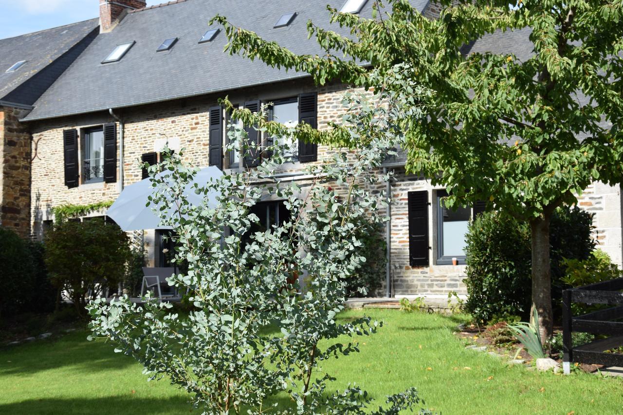 Mont B&B Pontorson Bagian luar foto