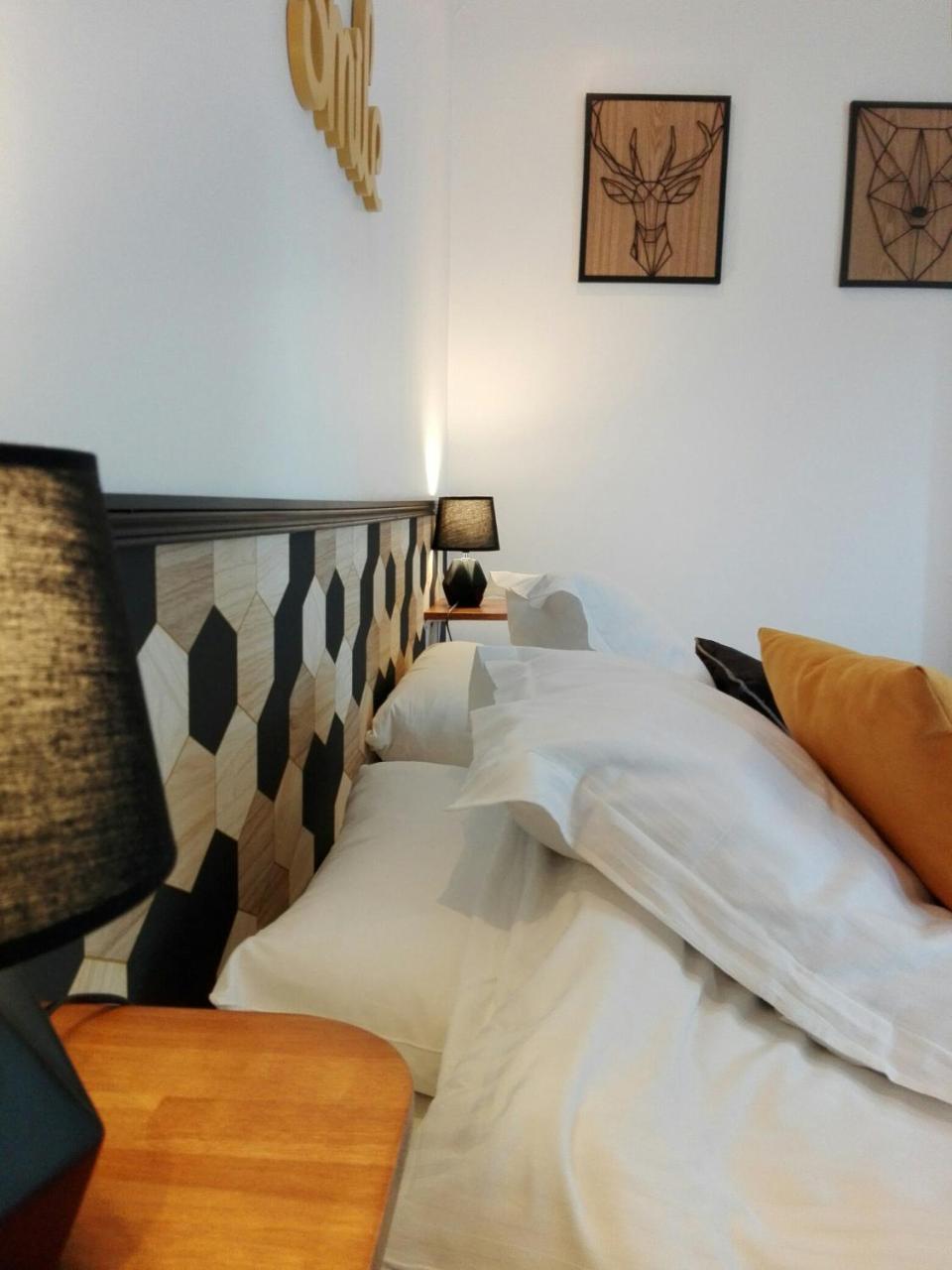 Mont B&B Pontorson Bagian luar foto